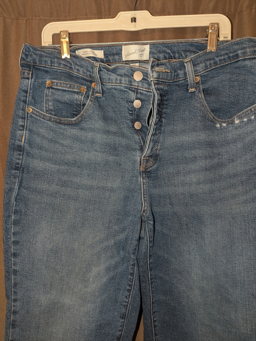Universal Thread Women's Classic Medium Blue High-Rise Button-Fly Jeans